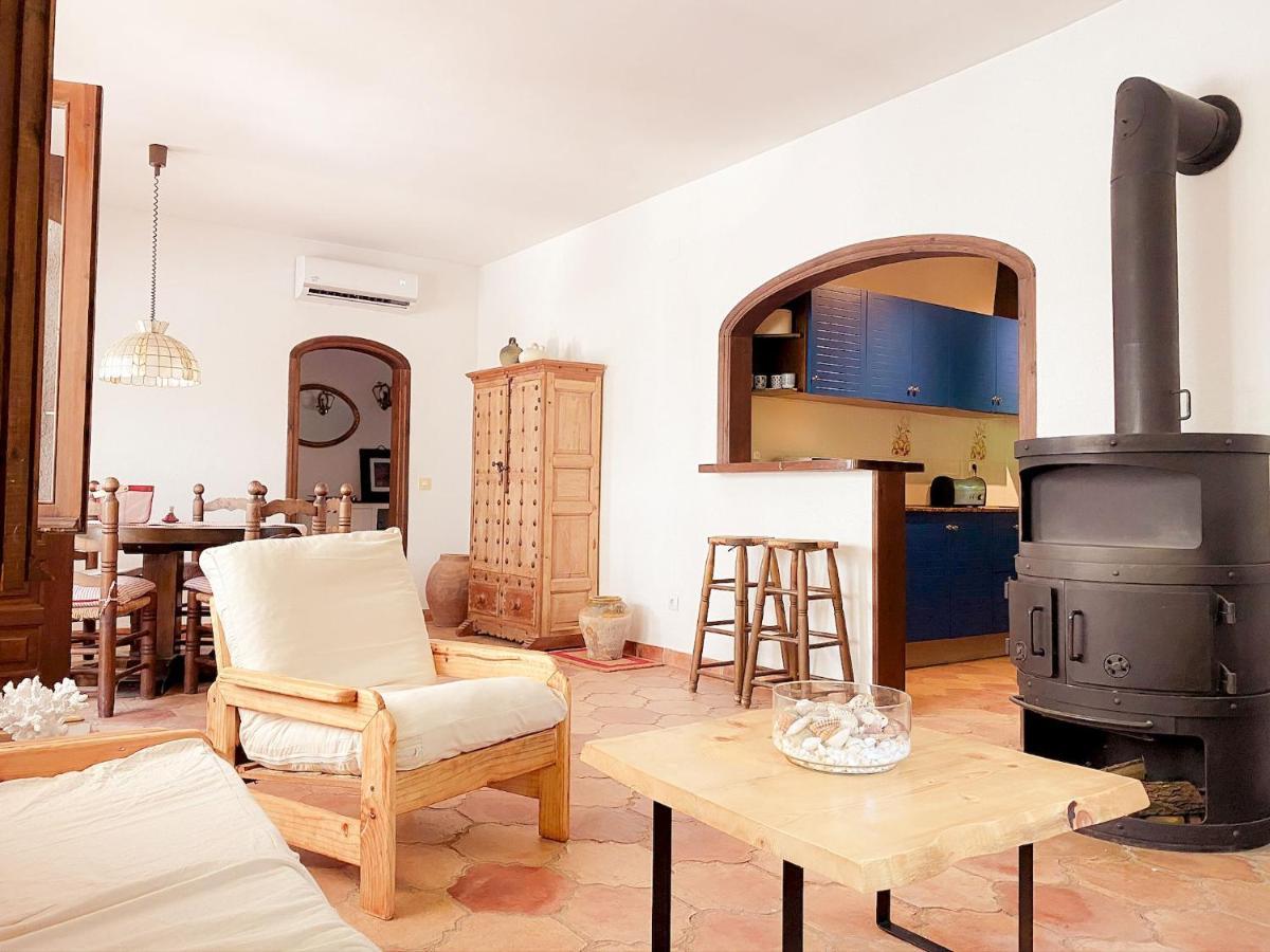 Villa Dos Calas - Bonita Villa De Estilo Rustico Y Piscina De Agua Salada L'Ametlla de Mar Esterno foto